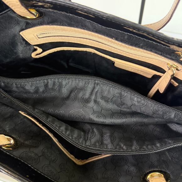 Michael Kors Jet Set Shoulder Tote Bag Black Patent Leather Logo Pattern AV-1302 - Picture 5 of 16